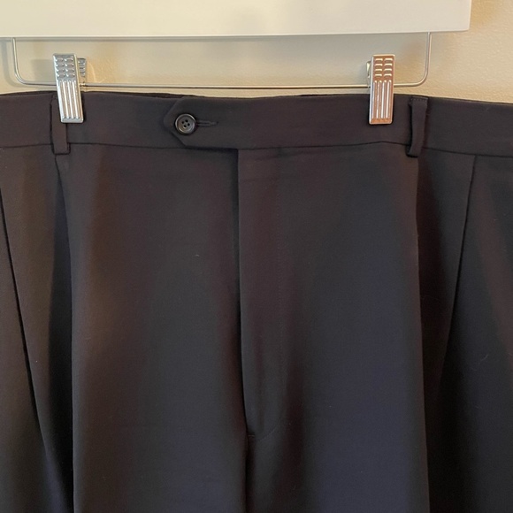 Joseph & Feiss Men's Suit Pants Black Cuffed and Pleated Size 40x34 - Picture 2 of 4